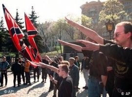 Чего там... У нас и свои присутствуют