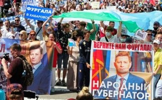 я вот тоже добавлю.
растёт политическая сознательность наших граждан, 
смелость, воля к свободе, стремление к тому чтобы с ними считались: