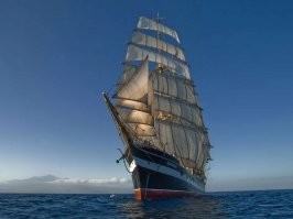 тоже, кстати, не маленький