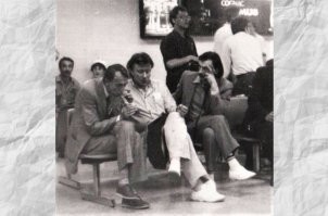 На троих пыхтят