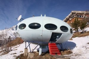 Если вовремя не запустить в космос , то могут приспособить под экскурсии как на Домбае. Те вот не успели улететь теперь рядом с ней хычины продают.