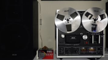 Была у меня Нота 202...
Мечтал о японском, прикупил- AKAI 302, 1971г.  Сделал подсветку LED, прикрутил Bluetooth... Работает!)))
