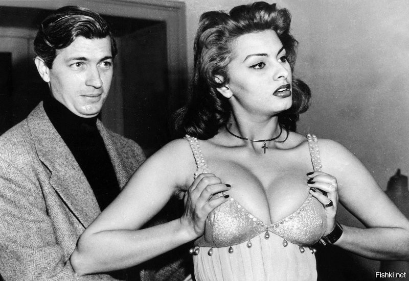 Шикарная Софи Лорен на архивных фото...