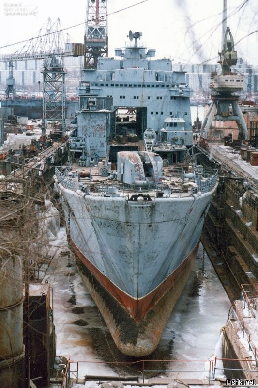 Так были уже в ВМФ большие десантные корабли "Иван Рогов" и "Митрофан Москаленко".  Оба проекта 1174.  От них даже фото остались...  А у новых даже фото нет, так, картинка да и та зеркальная.