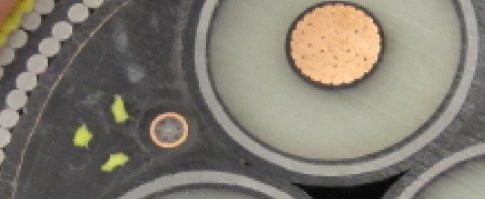 Нет - оптика.

Вот чуть получшего качества это же фото - тут понагляднее.