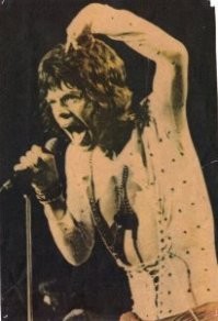 Более сорока лет (16.10.72)  я  эту фотографию из детства храню!
А из какого это журнала, помните?..