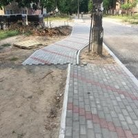 Советский столб так просто эрэфовской плиткой не победишь!