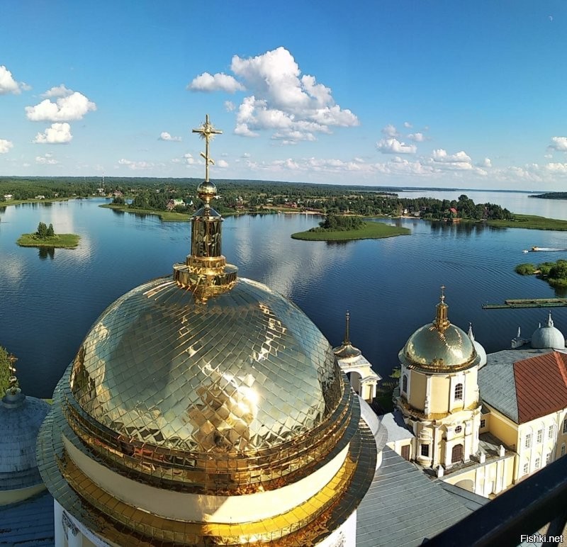 Вид с смотровой площадки храма Ниловой пустынина этой неделе.