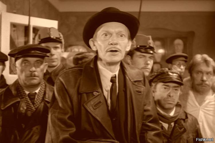 Только, сволочь, опять оброс....