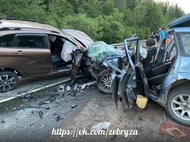 Авария дня. В лобовом столкновении пострадали три человека