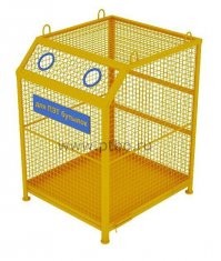 По какой то непонятной причине у нас ставят баки такого типа, в смысле с небольшими круглыми отверстиями. Я бы с радостью выбросил полиэтиленовые упаковки от половых досок, пленку с теплицы и обрезки 160мм пэт труб водопроводных и канализационных, и как это туда впихивать?