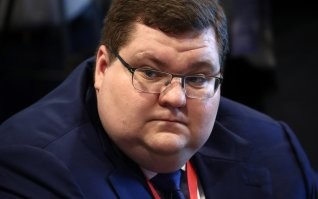 Оголодавшие чайки ещё и не такое могут отнять