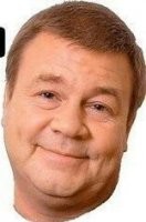 Правильно маску носить вот так:
