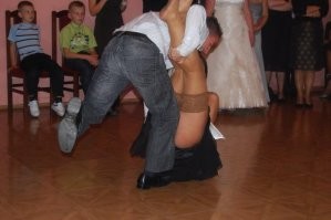 В СССР было всё искренне и без пошлости. А сейчас это мероприятие превратилось в праздник похоти и разврата.
Торжественная сдача п.и.з.д.ы в эксплуатацию....не более.