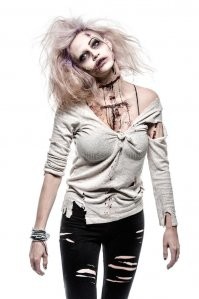 Где охрана, почему зомбиков пускаете?