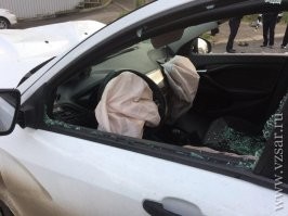 «За рулем отечественного автомобиля находился Алексей Павлов. В момент ДТП спидометр в его машине «залип» на скорости 100 километров в час», - рассказал источник ИА «Регион 64». 

Вторым транспортным средством управляла Ирина Надыршина. В салоне были ее супруг Андрей Чеботарев и сын Ринат Надыршин."