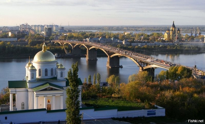 Предпоследняя фотка на канавинский мост НН похожа
