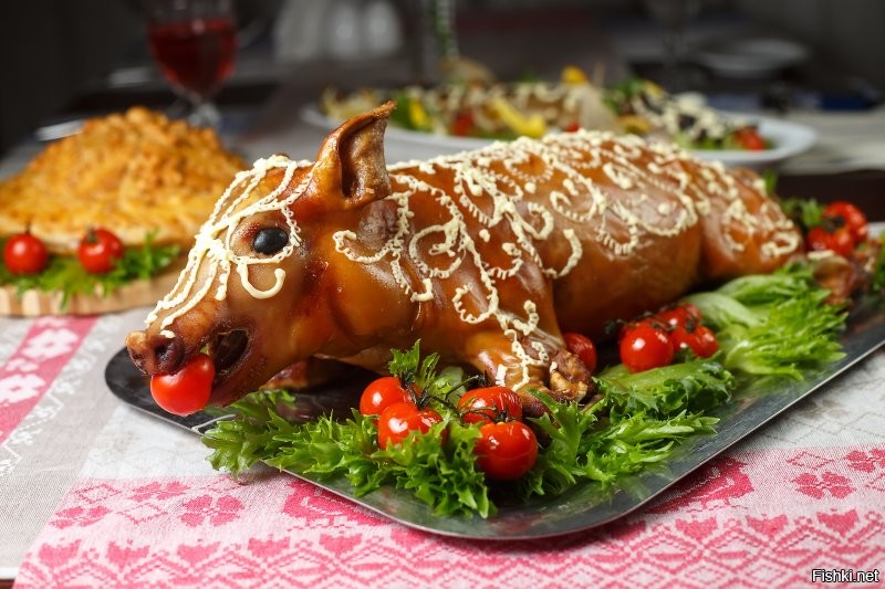 и омаролангусты с креветками, крабами, налимами и осетрами... ну и человек тоже...