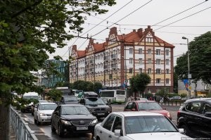 А вот как преобразили советскую архитектуру в России