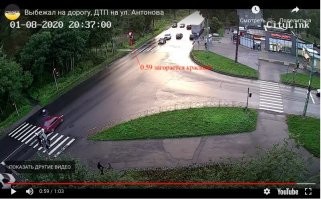 Совсем чуть-чуть не дождался! Подросток бросился под машину в Петрозаводске