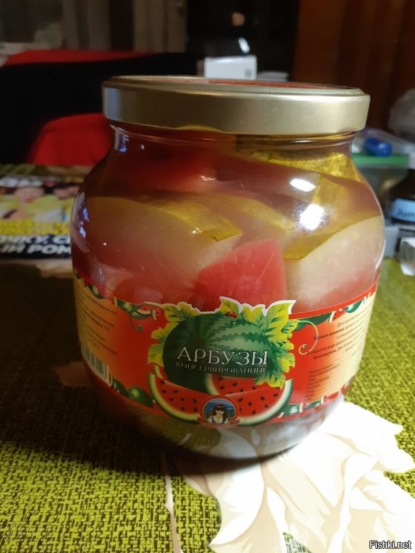 Вот дожор и закуска в одной банке.