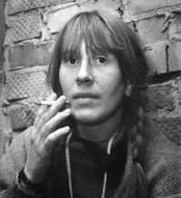 Депрессивней авторов Серебряного века, только авторы русского рока конца 80-х, начала 90-х.
Тоже, кстати, многие не прожили долго...
Походу, подобные "эпидемии", раз в 3-4 поколения, неизбежны.