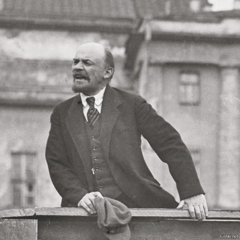 А в чем не фотошоп... репост фейка-бывает...