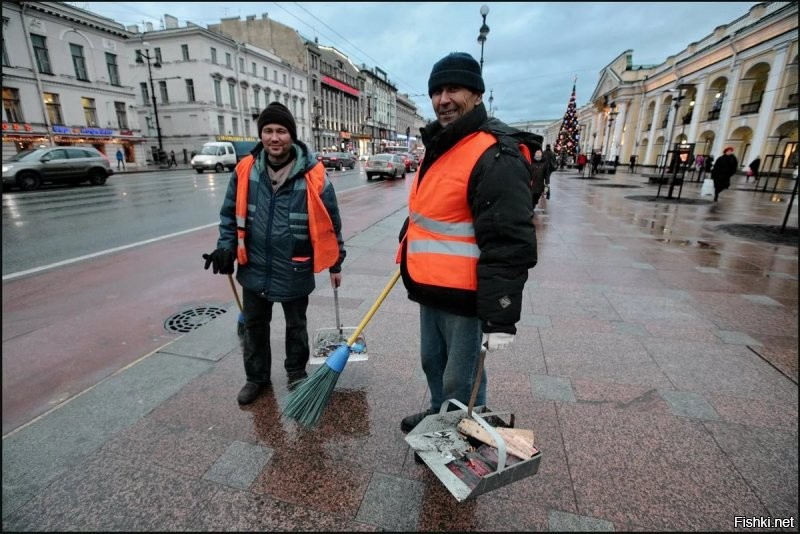 А это коренные москвичи...