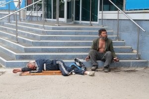 Красава!!!!

У меня, у магазина тоже сидят ЗОЖевцы обожают свежий воздух.