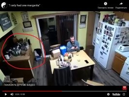 А какая у него еще должна быть реакция?. Судя по количеству тары, он такое каждый день видит.