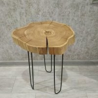 Да, столешницы из слэбов выглядят превосходно. 



НО! Сначала все трещины, щели и отверстия в слэбе заливаются эпоксидной смолой и только потом из него формируется столешница.