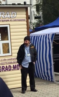 Надо позвать специалистов