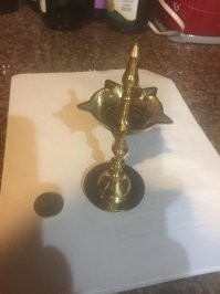 "Начальник моей жены подарил ей эту штуку на Рождество. Что это?" - у меня для тебя плохие новости! Возможно перхоть появилась не случайно и пора пропить кальций