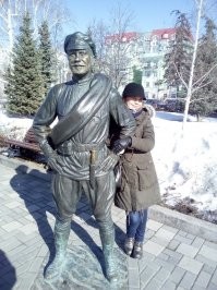 т. Сухов, наконец-то, дошёл до родной Самары и теперь стоит возле Речного вокзала!