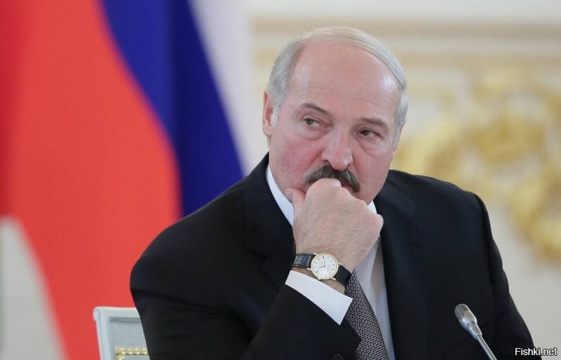 Лукашенко обязан принять все условия России для того, чтобы с ним разговаривал Темнейший.
1). Обьявить приемника, которого назначит Россия.
2). Провести новые выборы через полгода.
3). Применить административный ресурс для продвижения согласованной с Россией кандидатуры.
4). Разорвать все невыгодные России экономические соглашения с Западом.
5). Подписать все выгодные для России экономические соглашения.
5). Ввести единую валюту.
6). Публично официально признать Крым российским.
7). Единые Вооруженные Силы с РФ.
8). Признание верховенства Союзного законодательства.
9). Далее вопросы культуры, языка и образования...
... ... ...

Согласия Лукашенко не требуется, не согласен - уходи под уголовные статьи в Гааге.

Только самый жёсткий разговор и условия!
Срок исполнения на все 6 месяцев.

ИМХО