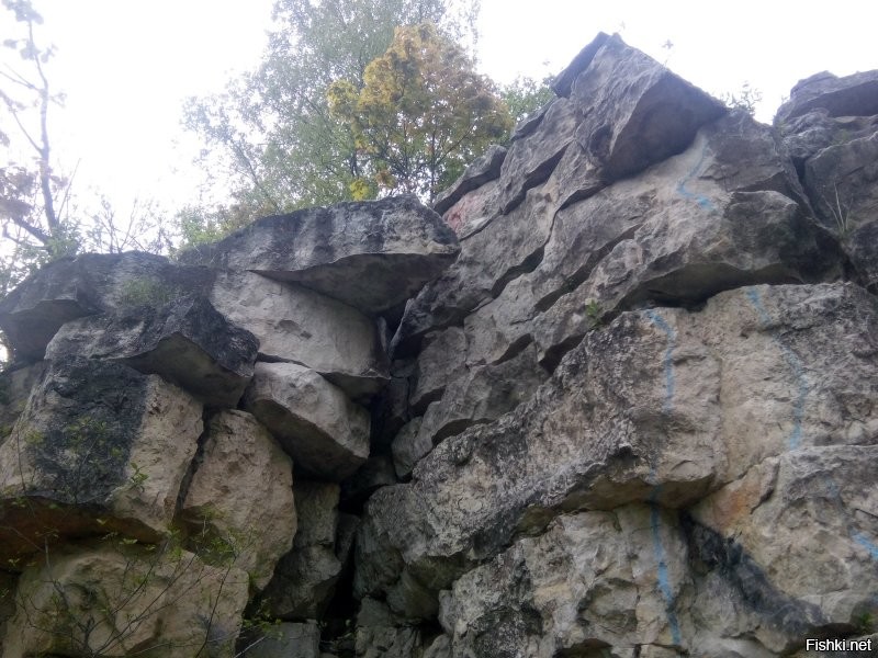 Знаю я хорошие места. Вот как думаешь, где это?