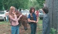Оскар 1971г за документалку. «Вудсток», подзаголовок «3 дня мира и музыки», Мартин Скорсезе был в команде монтажеров фильма.


"Штурмуя Вудсток" худ. фильм 2009г


Майкл Лэнг - организатор всего того самого...