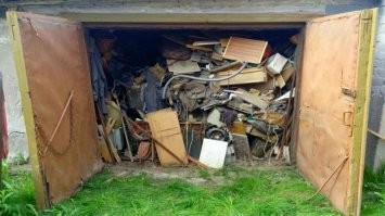 Можно и как склад. Склад вещей "ещё пригодится".