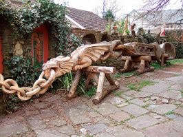 Полез посмотреть про "ложки любви" нашёл вот такую.)
Ложка очень большой любви.