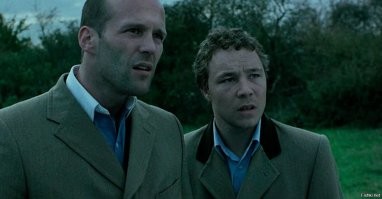 Сафари по-русски: погоня за зайцем на боевой машине