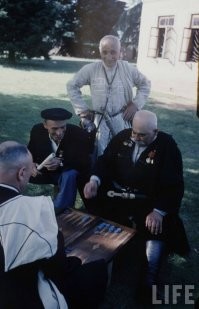 Два героя советского союза, в одном месте...