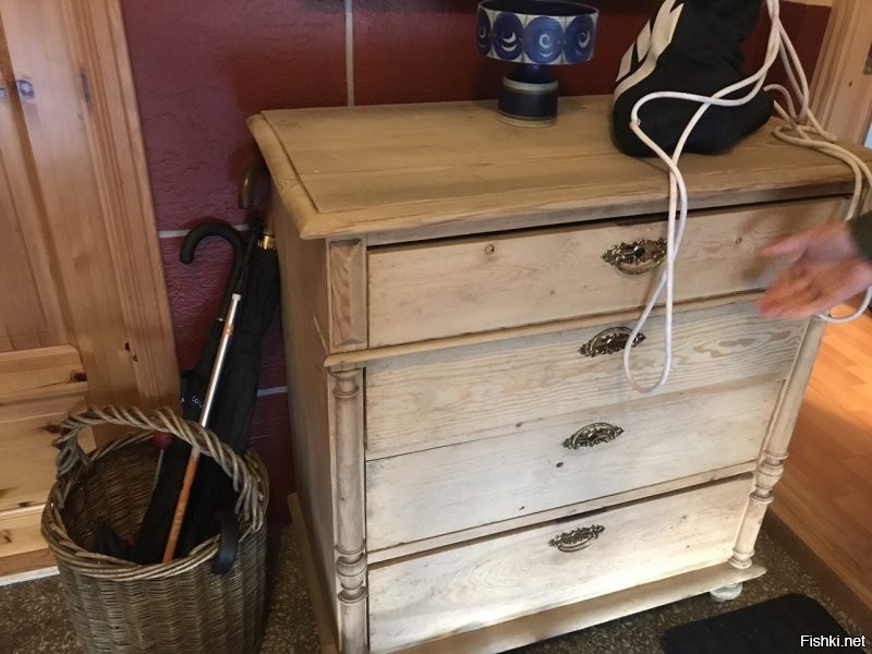 Как думаете, сколько лет этому дому