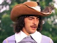 Это точно, он был гасконец , но француз 

Он был шотландец , но британец 

Он был немцем , но русский 

И тд......