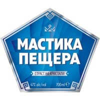 Бутылочка на заднем плане ;)