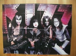 В 80-х постер с изображением этой девушки висел в комнате каждого подростка