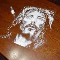 Невероятно детальные портреты, созданные из столовой соли