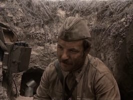 так-то, вообще ничего про него не знаю. но когда фото увидел, сразу вспомнил этот кадр. Погуглил - точно, он.