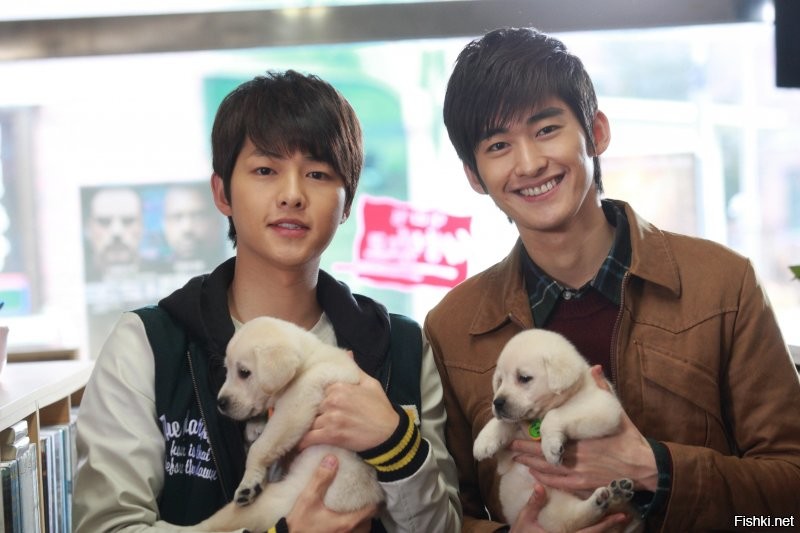 - Ну вот, а ты не хотел в лес на охоту идти. Говорил - без добычи останемся