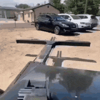 А ничего, что у Субы как правило полный привод  на торсене и таким тупорылым способом можно порвать ей коробку?