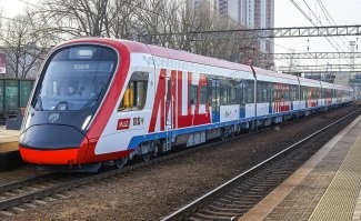 Я не считаю что современные рижские электропоезда это "эталон красоты и изящества". 
Вот это круто!
Или наш Сапсан
ЗЫ Хотя и обычные Ласточки и другие современные поезда тоже "торт"!